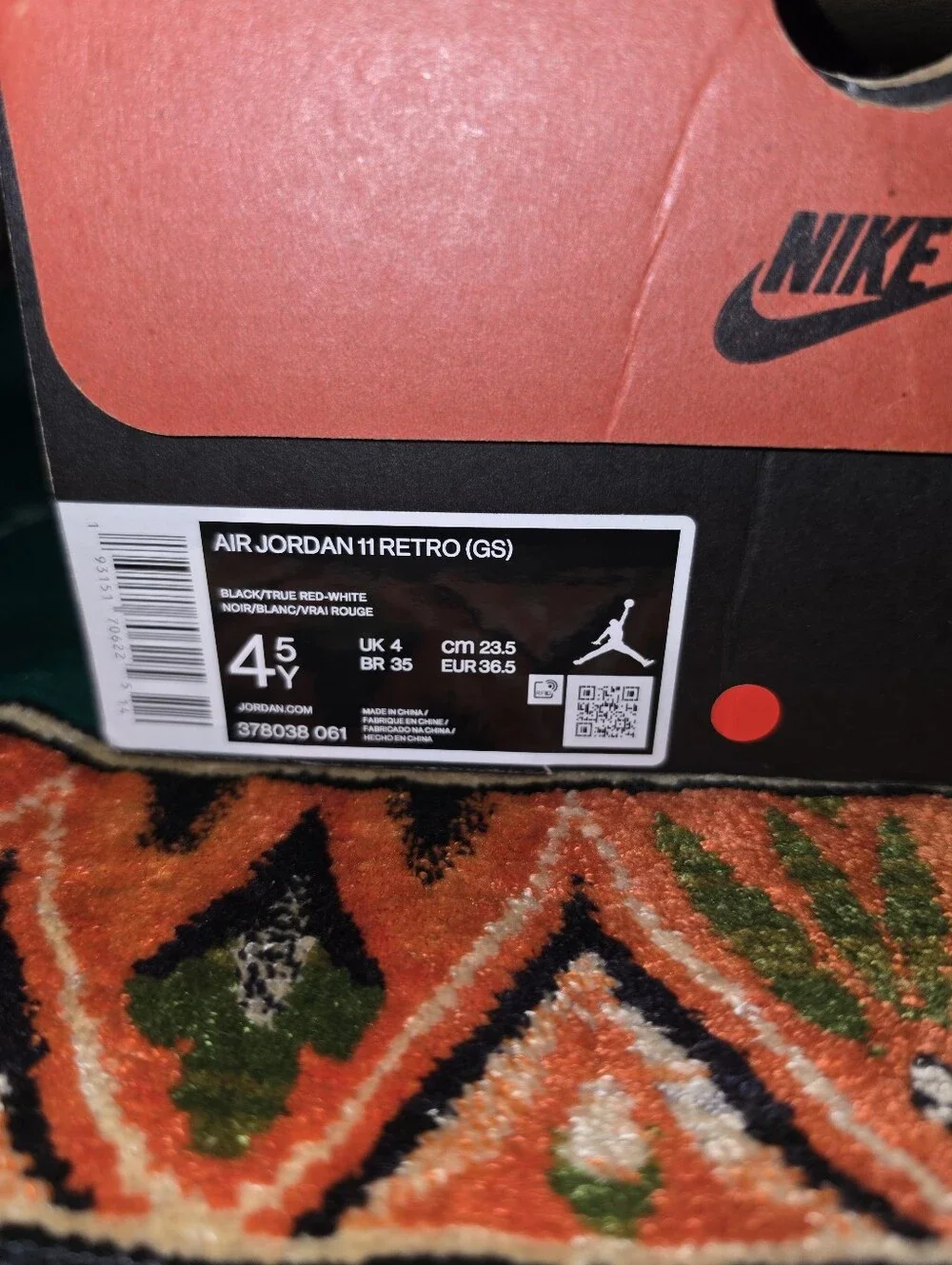 Air Jordan 11 FIRE! NIB! Retro GS Playoffs Bred 2019 #378038 061. Sz W6/4.5Y.